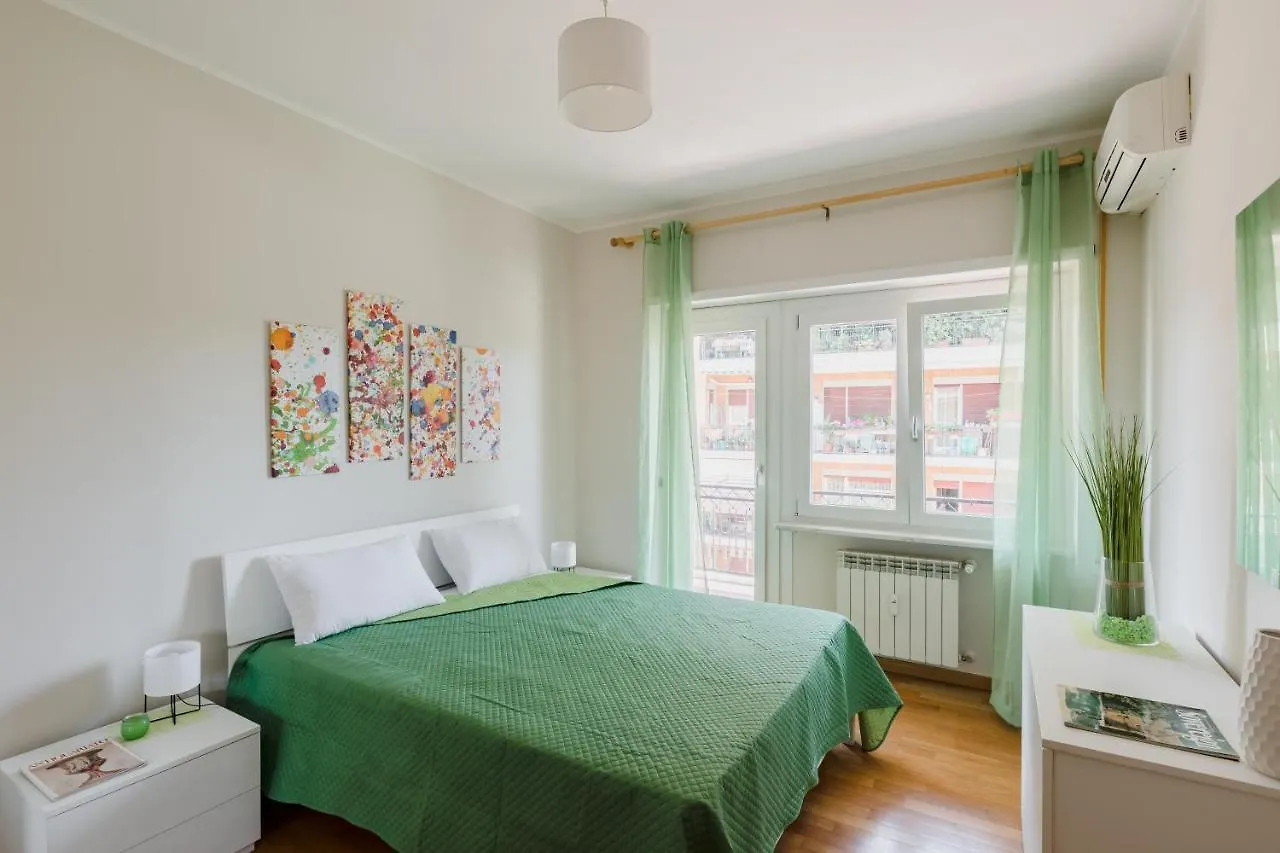 Apartment Cinecitta Incantevole E Moderno 2+2+1 Ac Wifi Rome Italy