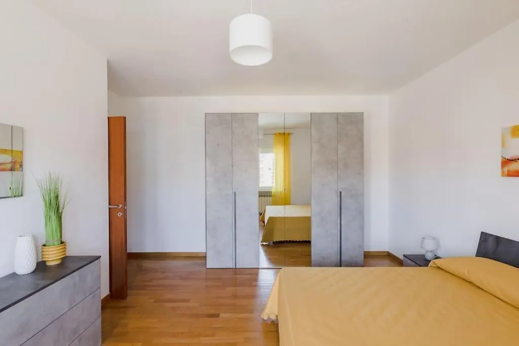 Cinecitta Incantevole E Moderno 2+2+1 Ac Wifi Rome Apartment