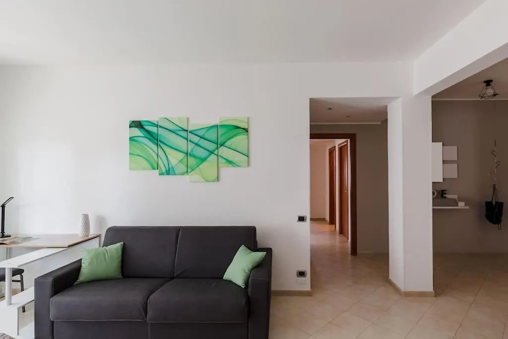 Apartment Cinecitta Incantevole E Moderno 2+2+1 Ac Wifi Rome Italy