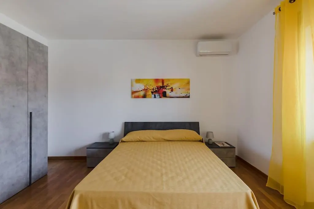 Cinecitta Incantevole E Moderno 2+2+1 Ac Wifi Rome Apartment